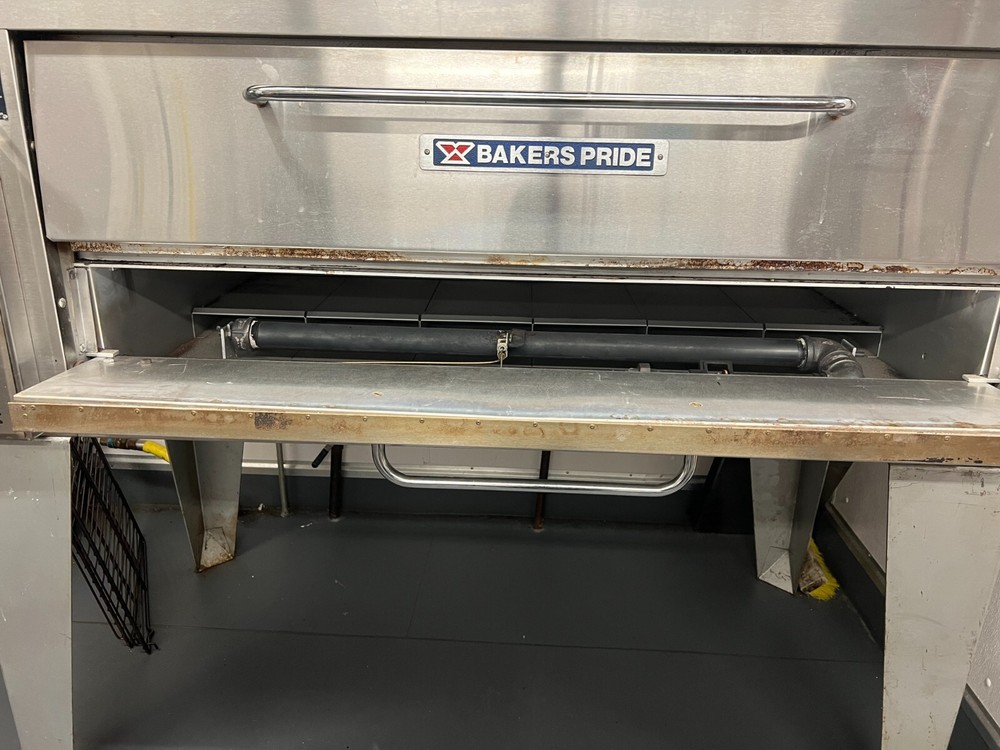 4151 Superdeck Series 33" Depth Gas Pizza Oven