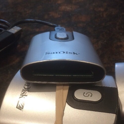 Sandisk sddr-92 CF card reader