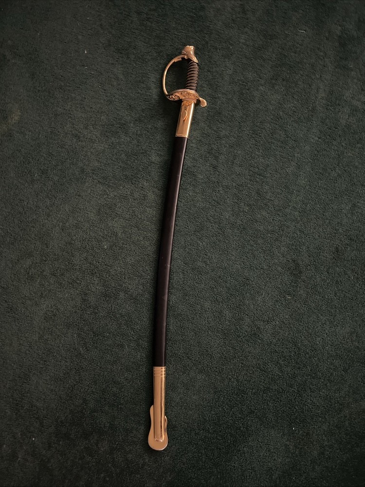 U.S. MARINE OFFICER SWORD WITH SCABBARD