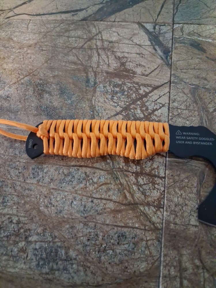 Ultimate Survival Technologies ParaHatchet FS, Orange