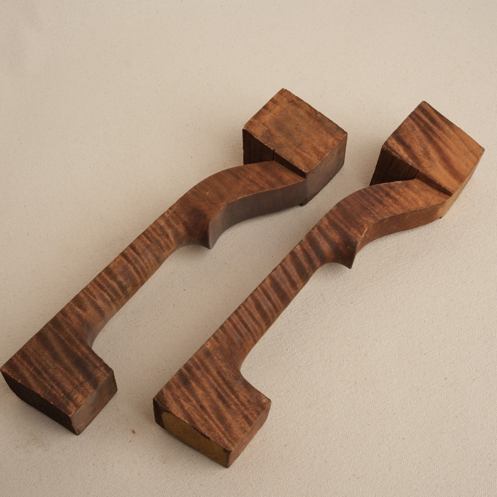 2 Old 4/4 Violin Scrolls Necks #VB273