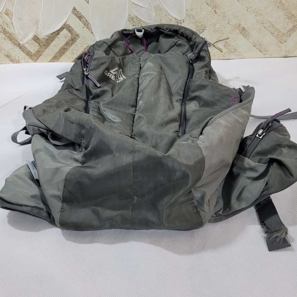 Gregory Maya 22 Backpack Sm Gray Purple BioSync Lightweight Adjustable Day Sack