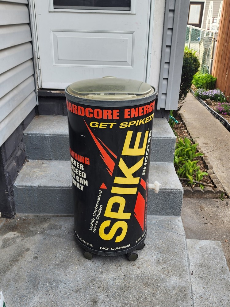 RARE!!! SPIKE SHOOTER ENERGY DRINK COOLER !!!