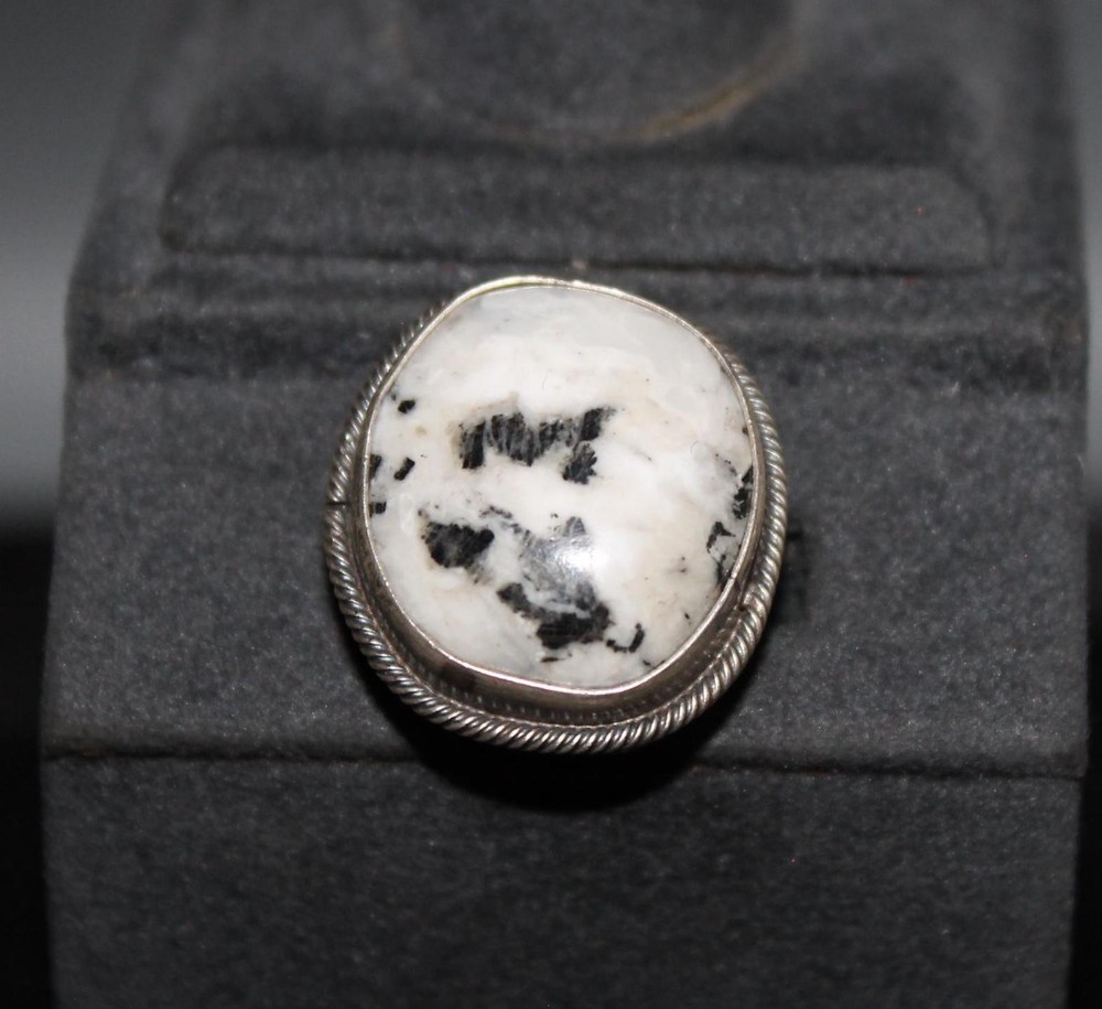 White Buffalo and Sterling Silver Ring Size 7