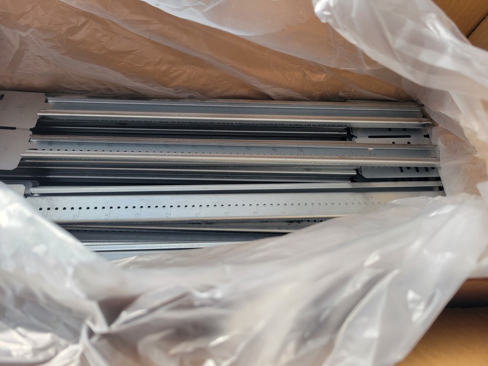 50 - 24" Telescoping Box Bracket compare to Caddy TSGB24