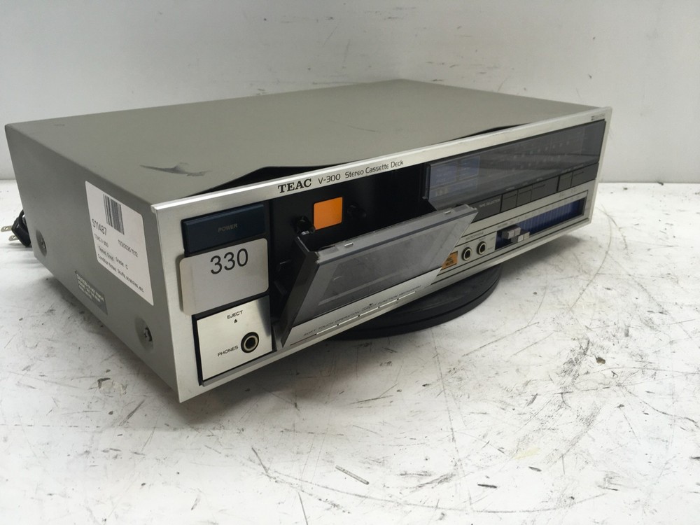 TEAC V-300 Tape Deck - Tested - Read