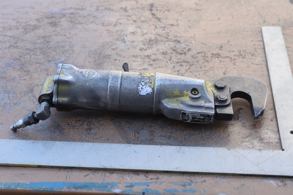 Chicago Pneumatic CP-0214 C-TYPE RIVETER