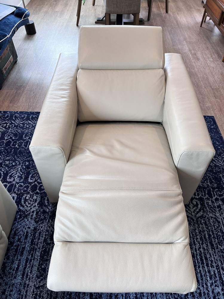 Nevio Leather Recliner Sofa Set