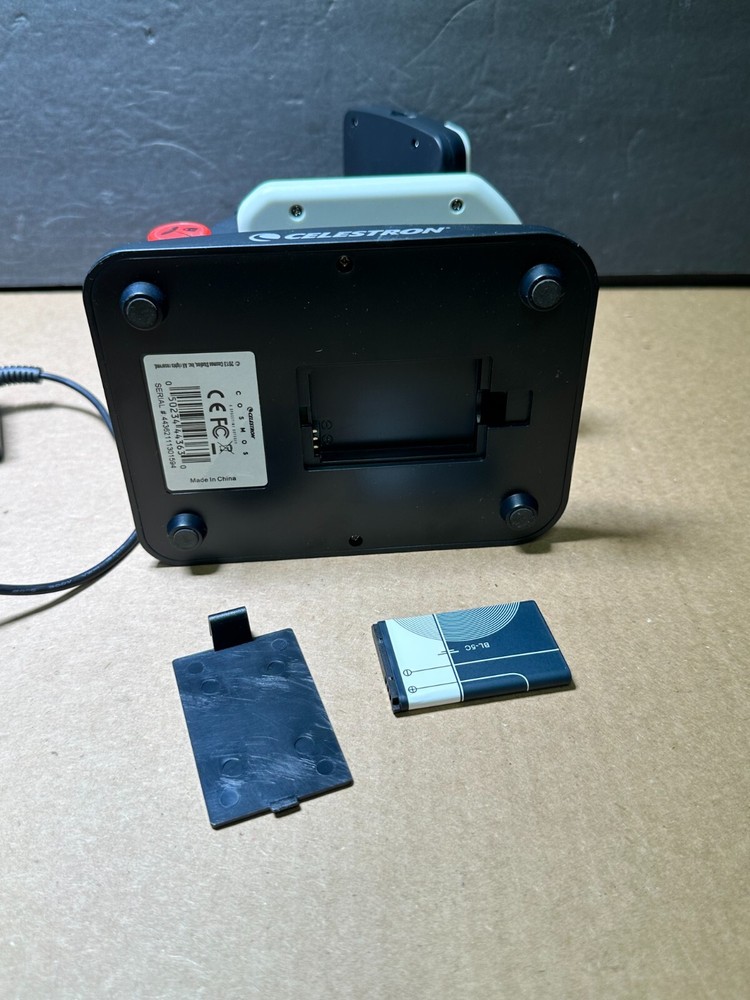 Celestron Cosmos, 5 MP Camera, LCD Digital Microscope. Tested!