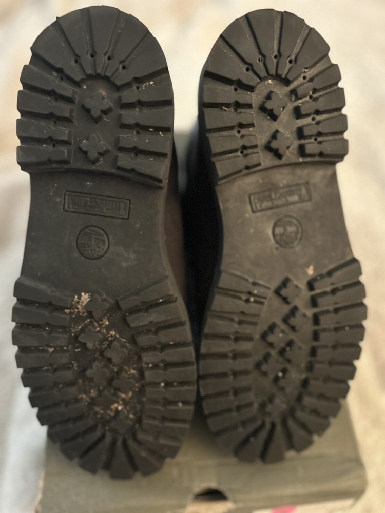 Size 7 Timberland Boot Juniors Black Nubuck