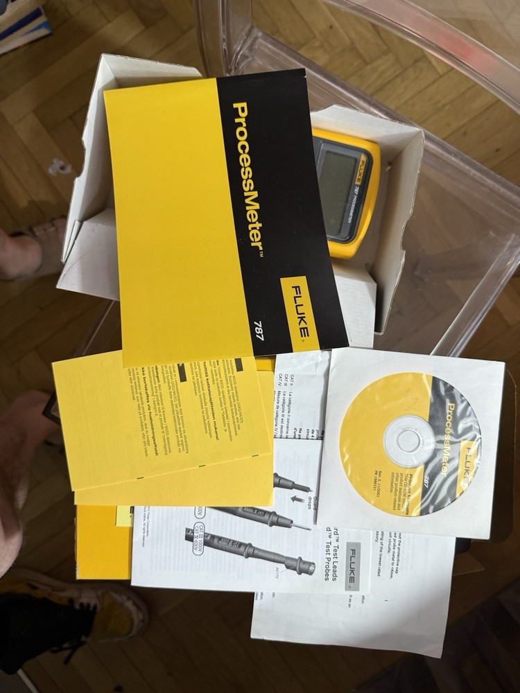 Fluke Processmeter 787 Like New Boxed