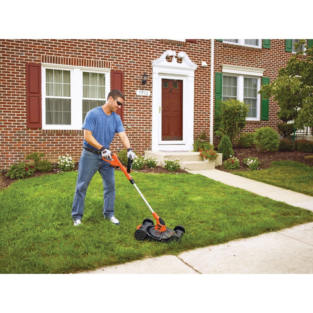 BLACK+DECKER 20V MAX* Lithium 12 Inch 3-In-1 Compact Mower - MTC220