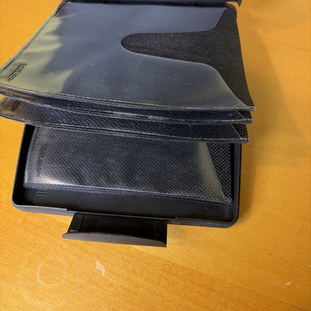 Case Logic 12 Disc CD DVD Plastic Case