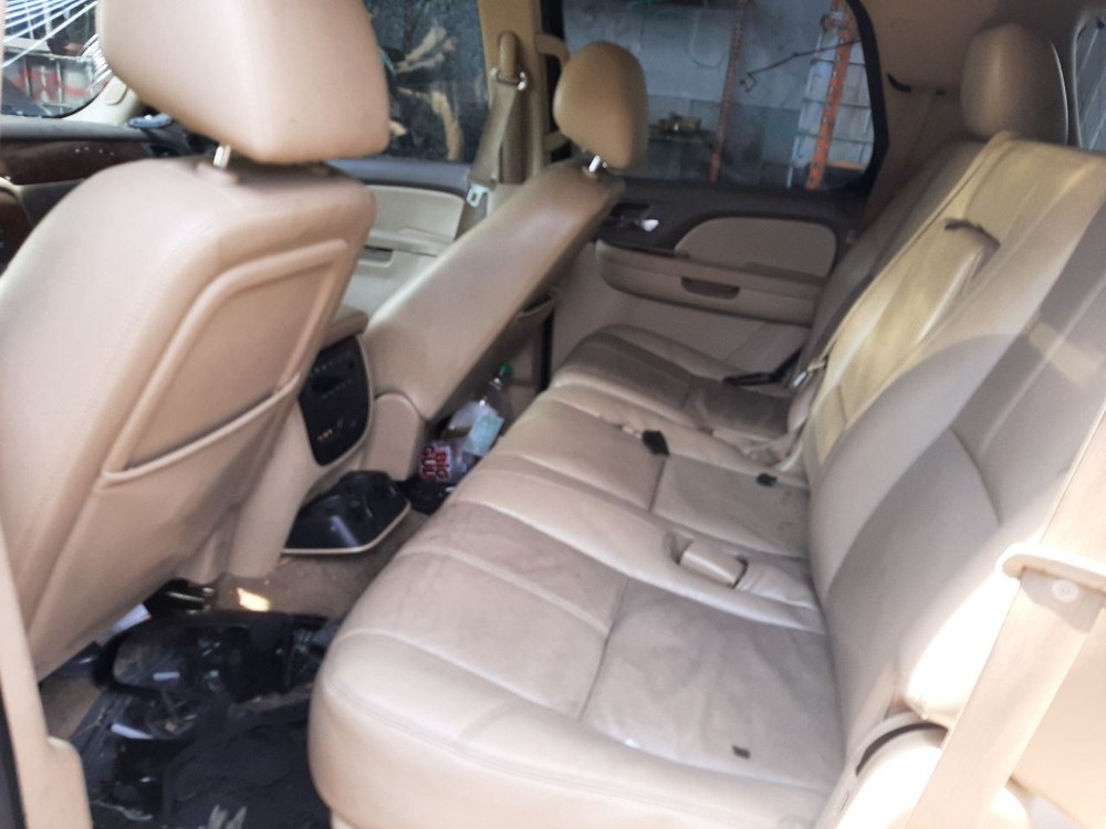 TAHOE 2012 High Mounted Stop Light 942064