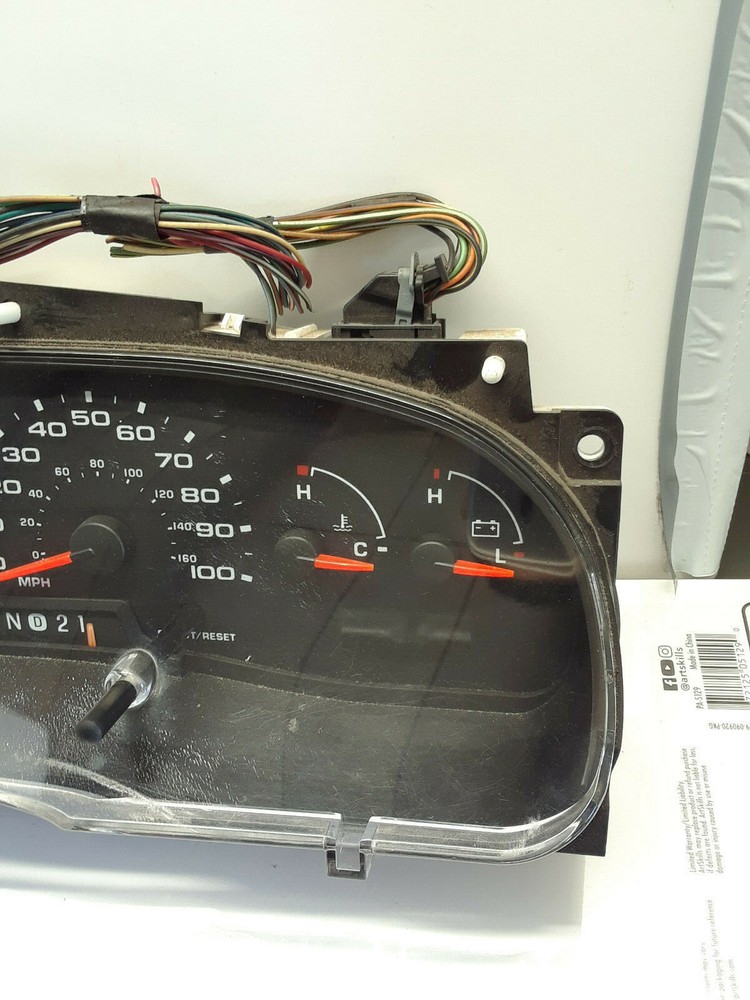 2004-07 FORD ECONOLINE VAN SPEEDOMETER INSTRUMENT CLUSTER E150 E250 E350 04-07