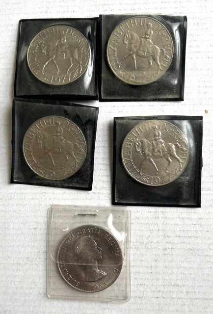 GREAT BRITAIN 5 COINS CROWNS