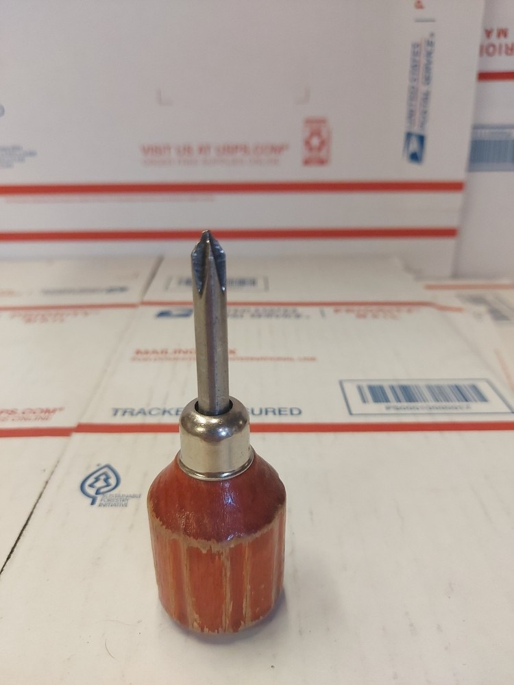 Vintage Stubby Phillips Screwdriver With Wooden Handle Small