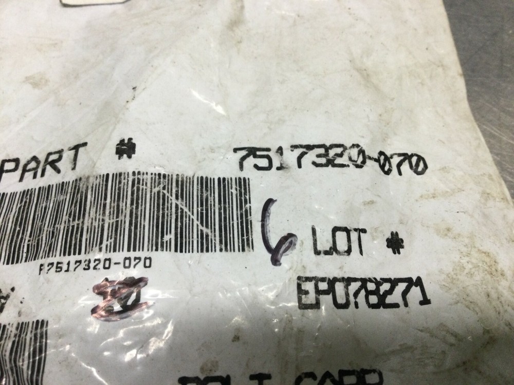 POLARIS BOLT 7517320-070 t103
