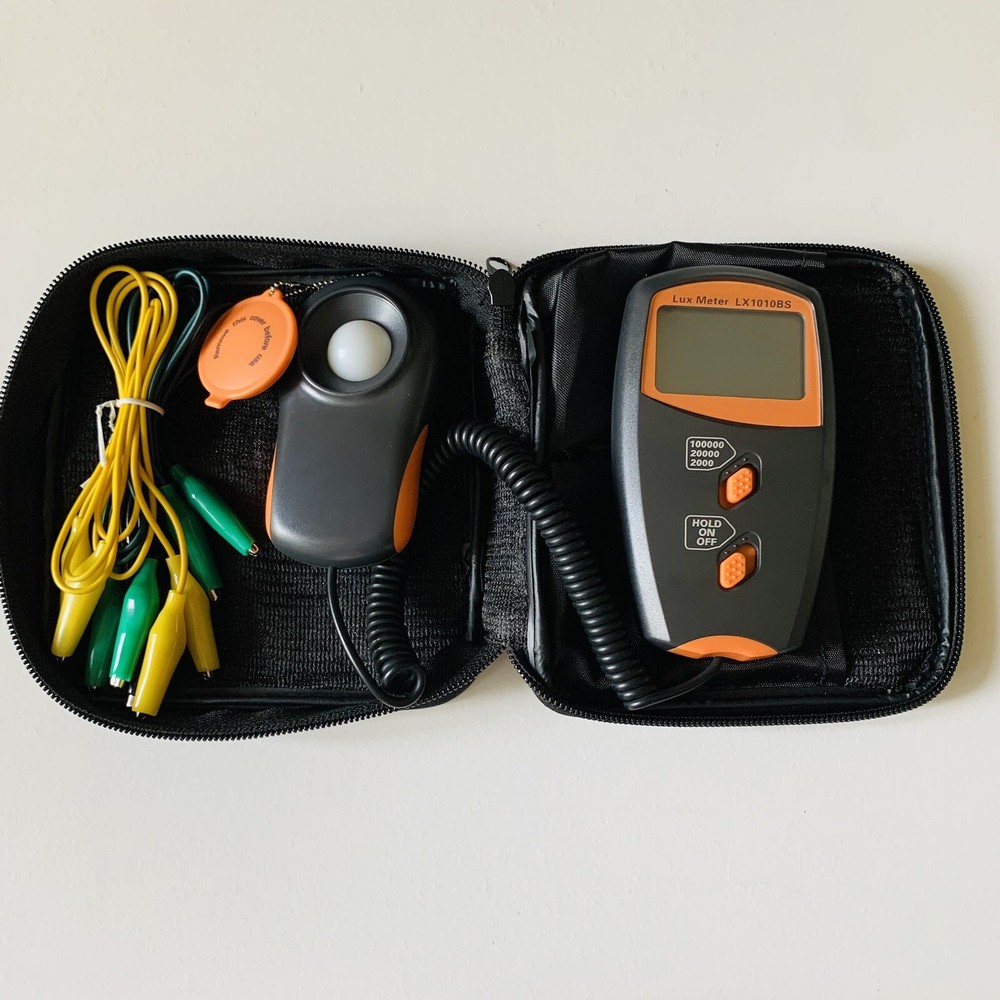 NEW  LCD Display DIGITAL LUX METER LX1010BS
