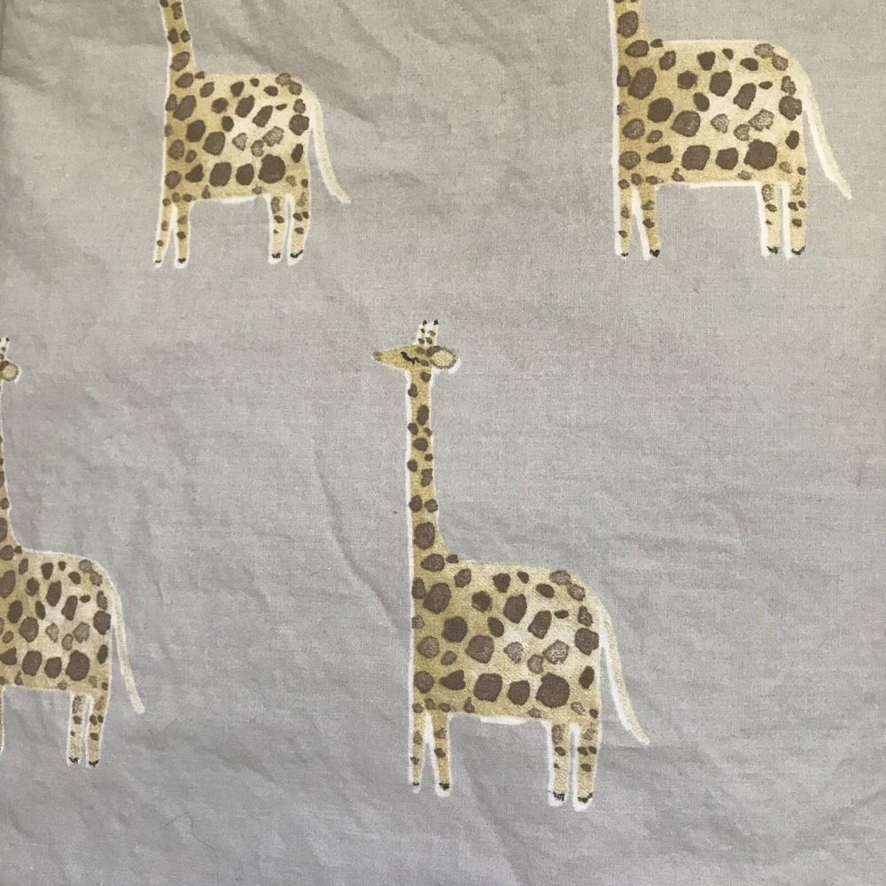 Pottery Barn Kids Giraffe Fitted Crib Sheet Grey Gray