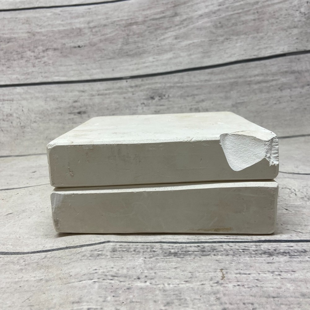 Unbranded Ceramic Casting Triangular Mold