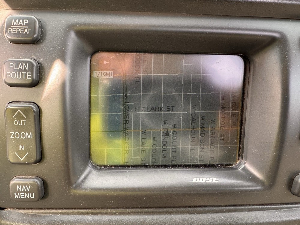 2000-2005 Cadillac Dash Navigation Radio/Navigation Unit TESTED