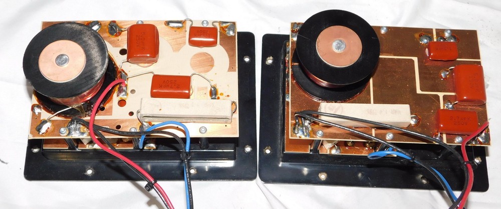 EAW CR-57 crossovers pair