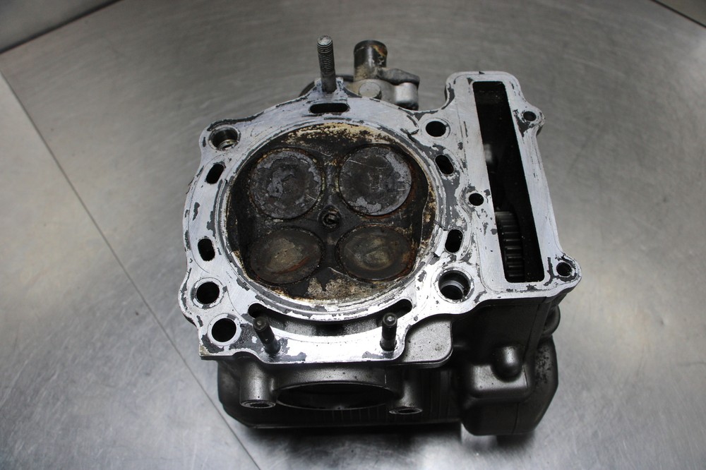 03-05 SUZUKI SV1000 Engine Motor Cylinder Head BOTTOM