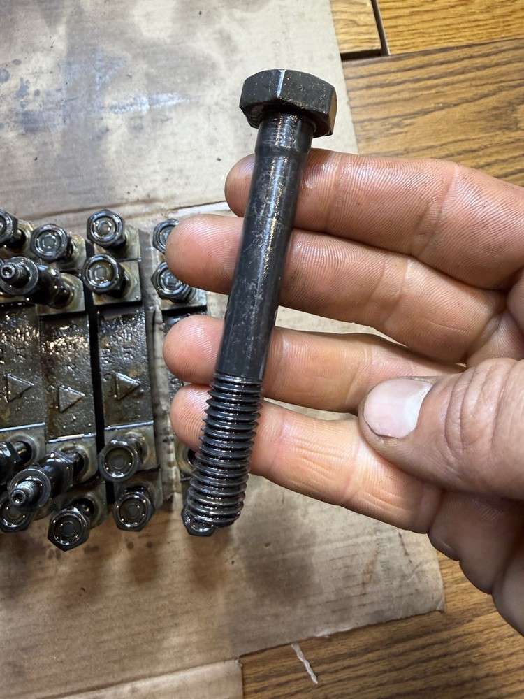 Mercruiser 454 MPI main caps