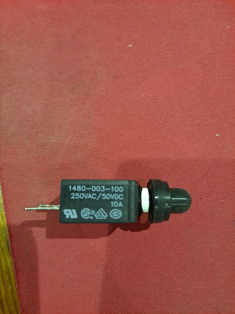 MECHANICAL MARINE 10 AMP CIRCUIT BREAKERS P# -0909 S