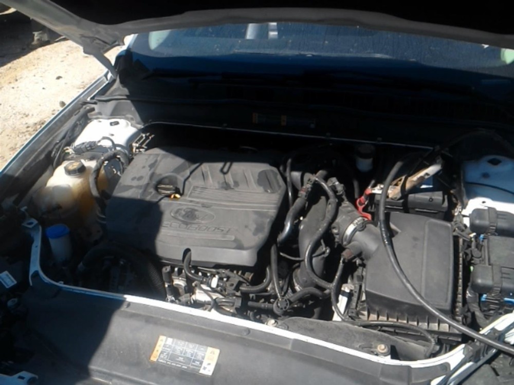 FUSION 2017 High Mounted Stop Light 104920547