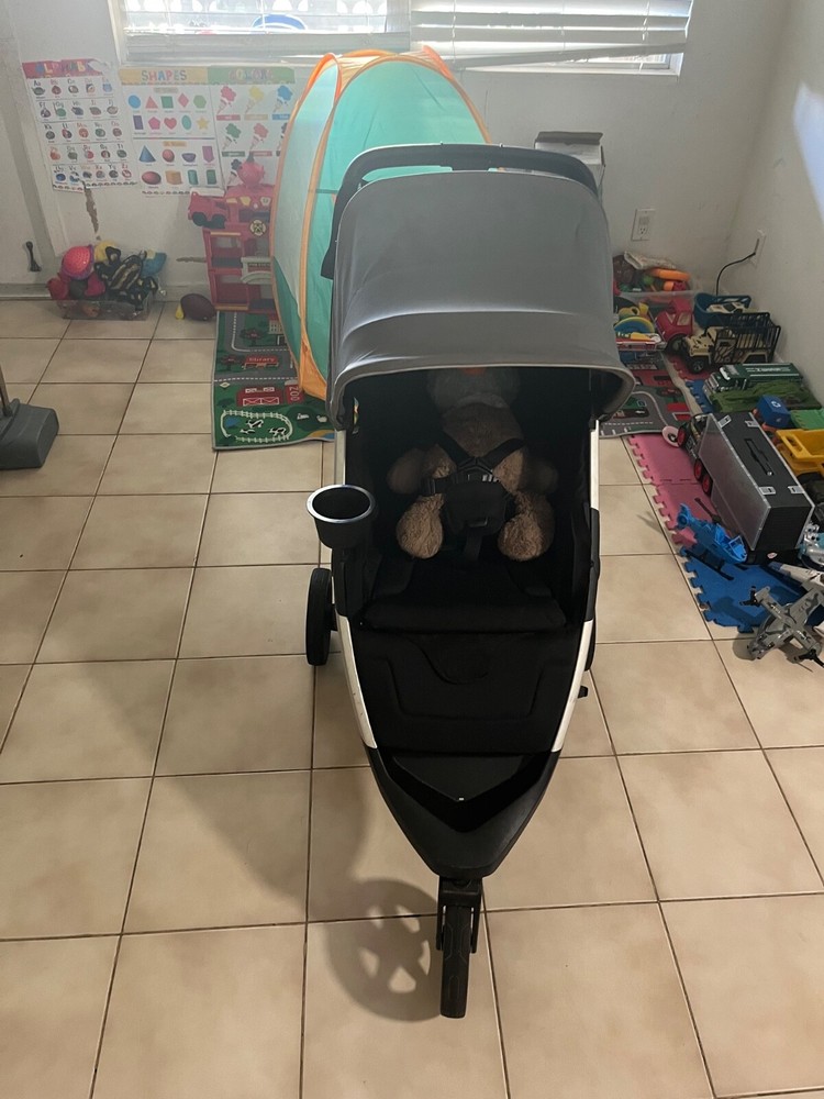 thule spring stroller