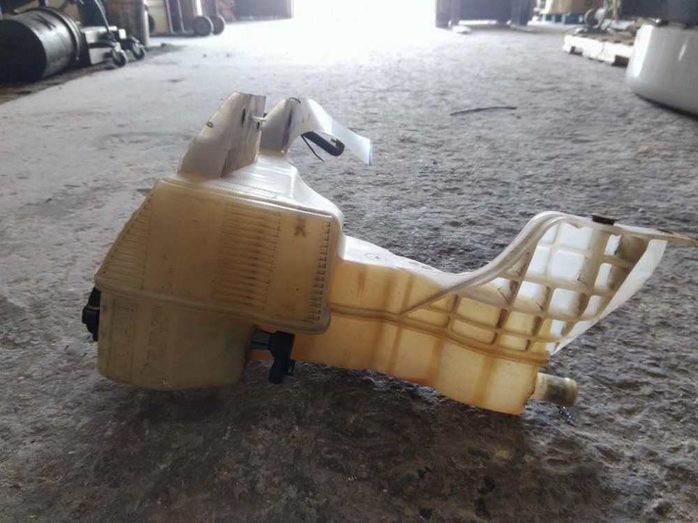 For 2017 PETERBILT 579 RADIATOR OVERFLOW TANK , MN