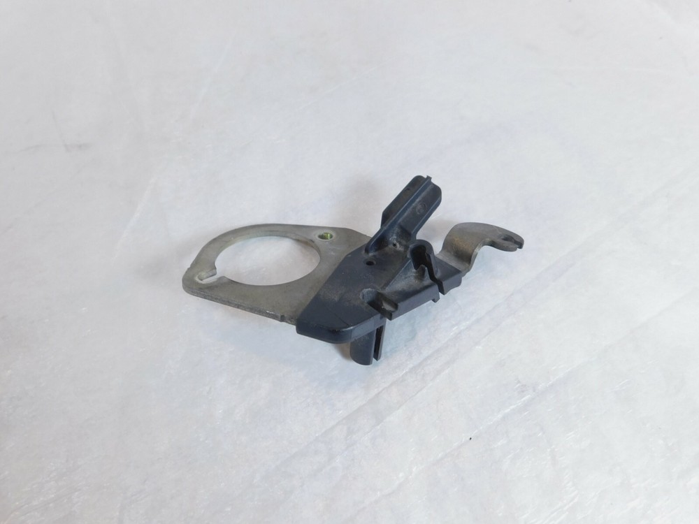 Harley Davidson Touring Dyna & Softail Induction Module Throttle Cable Bracket