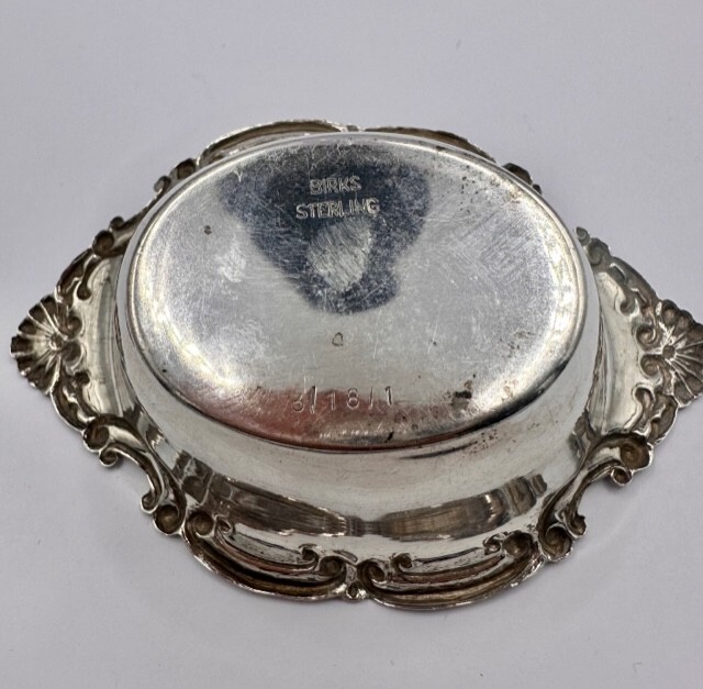 2x Vintage Ornate Baskets Solid Sterling Silver 925 Dishes 43g Table Ware