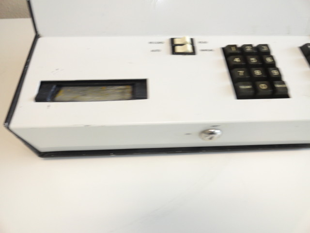 Shelf17: Elcom Industries A16ER-HE Record / Read scanner