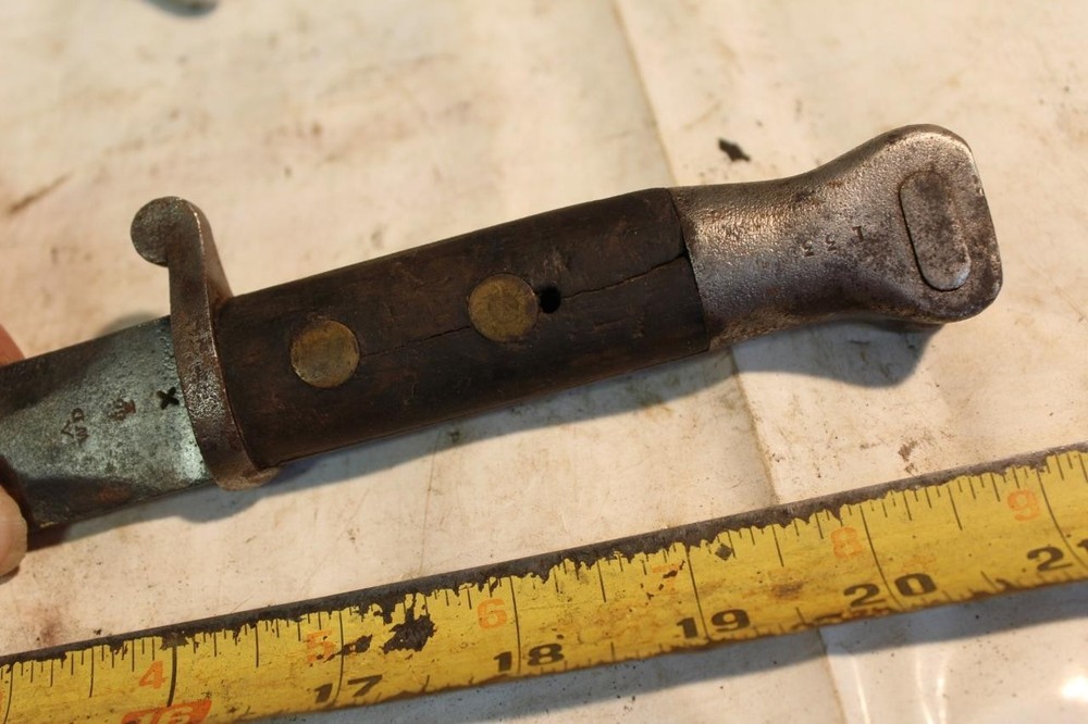 British fighting knife Bayonet,