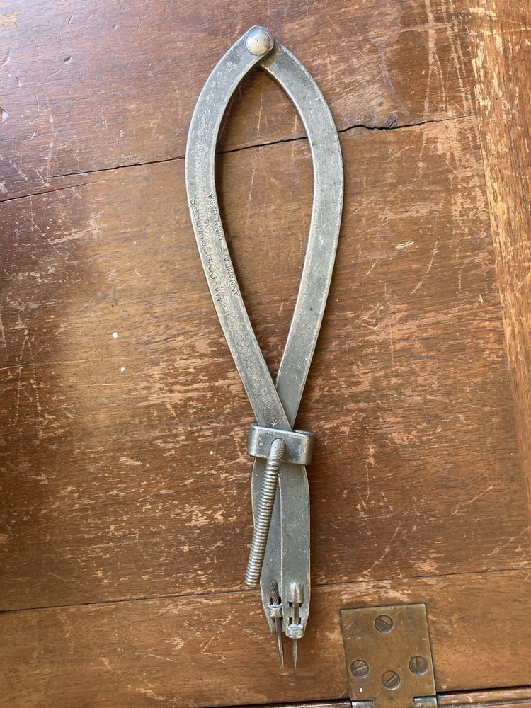 Vintage Malco No.18 Radius Divider