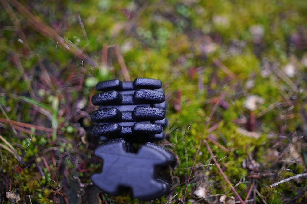 LimbSaver SuperQuad Split Limb Dampener Black