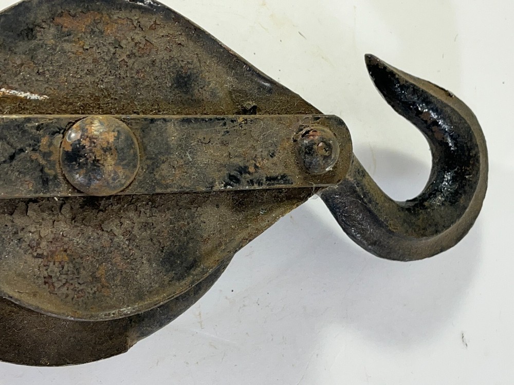 Vintage Black Cast Metal Pulley Snatchblock Snatch block double Hook