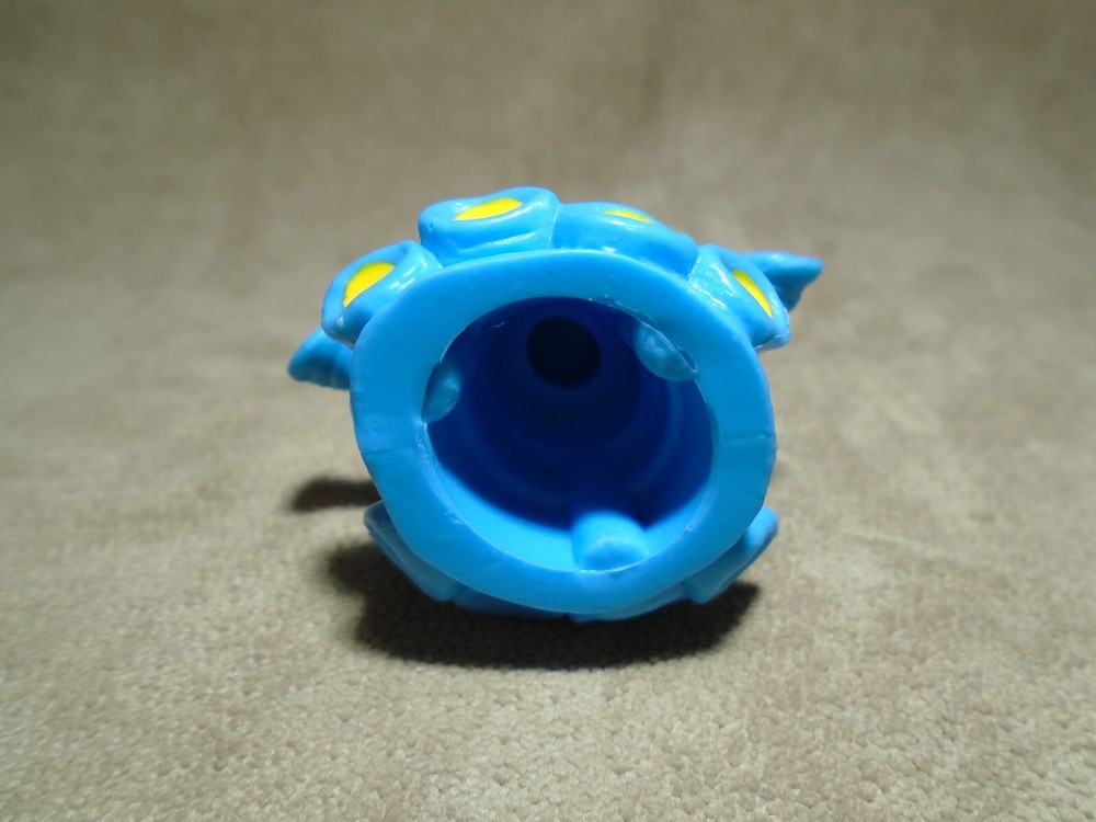 BLUE RUBBER OCTOPUS 1.75” FINGER PUPPET UNBRANDED (MA1310)