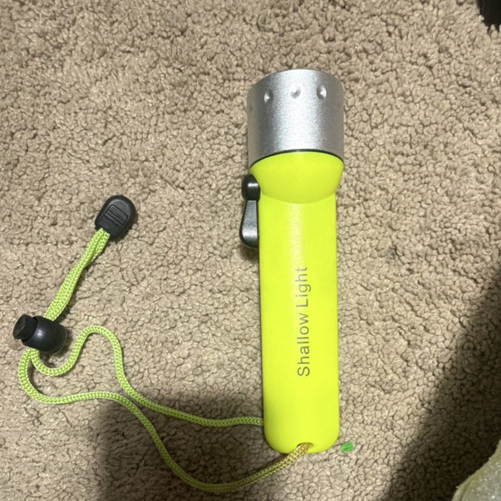 Shallow Light Yellow Underwater Scuba Diving Flashlight with Wrist Strap