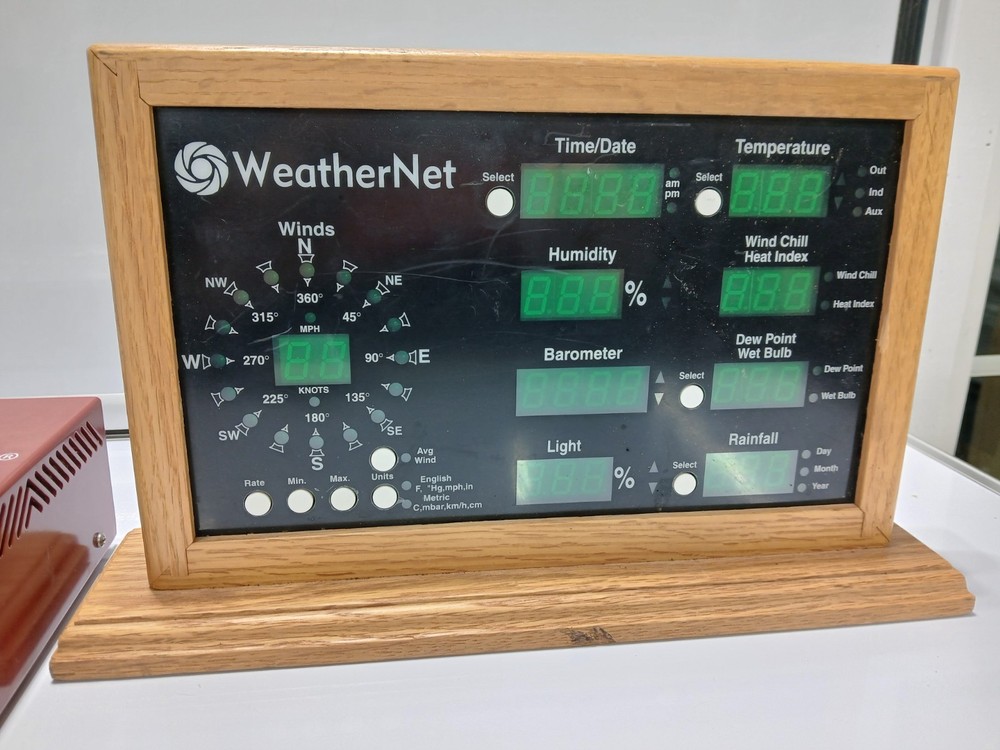 Weather Bug Network Appliance Tracking Station Data Logger Internet Transmitter