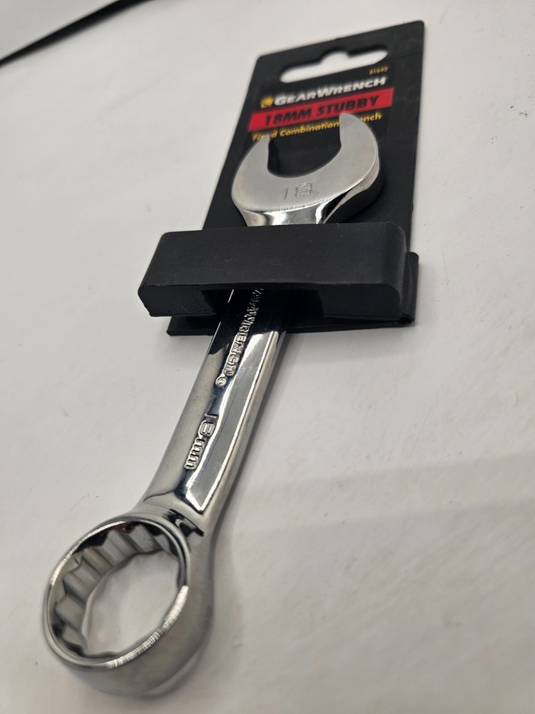 GearWrench 81642 Fixed Combination Wrench 18mm Stubby