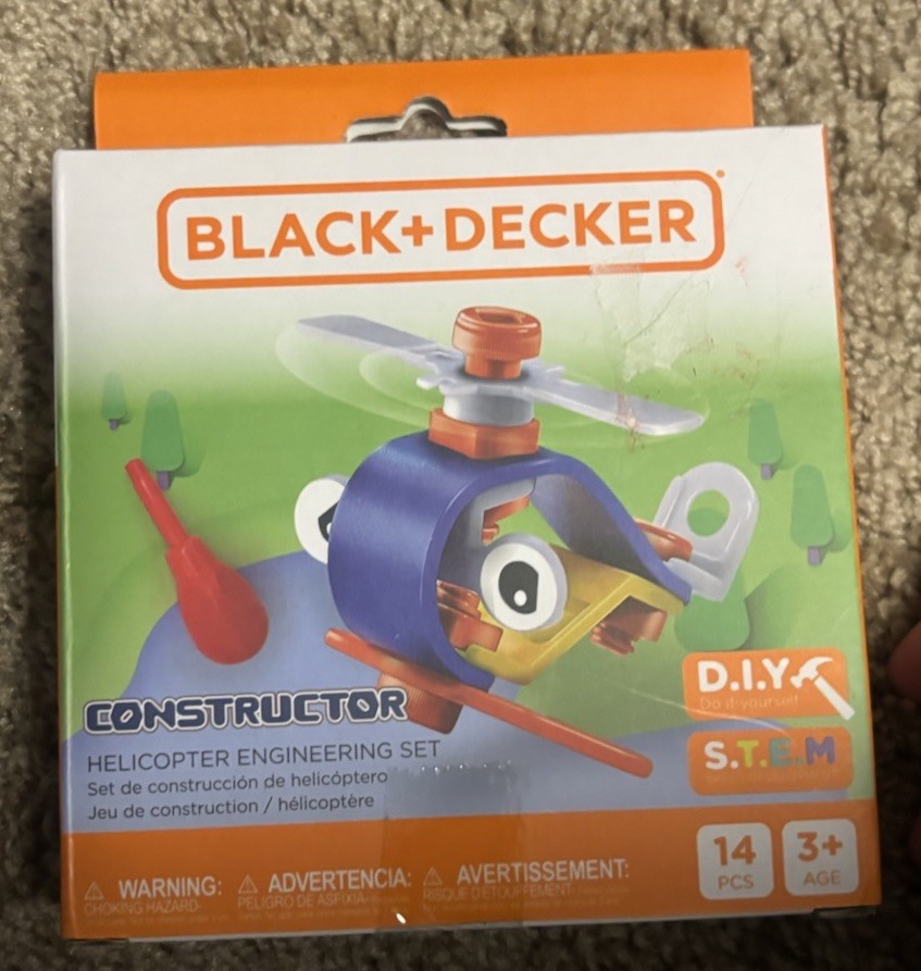 Black + Decker Constructor Helicopter Engineering Set Toy 14 Pieces Ages 3+