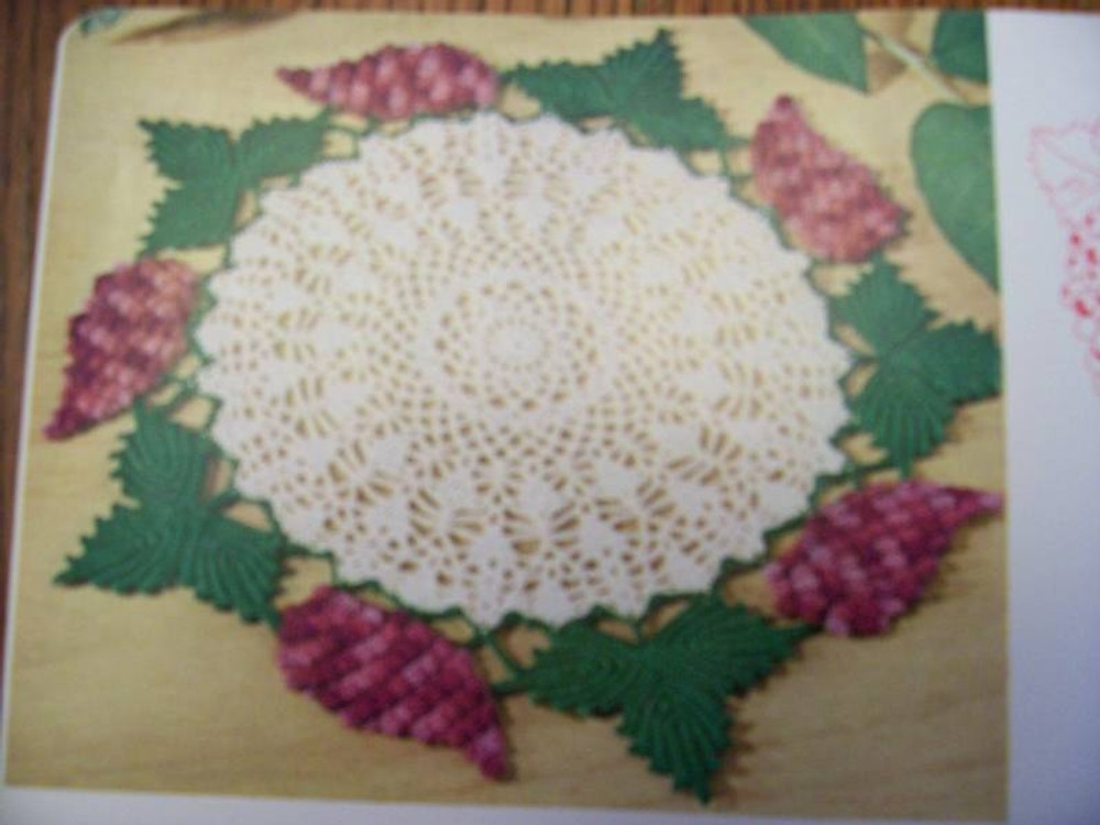 1950S PURITAN HOME DECORATIVES CROCHET PATTERNS BOOK