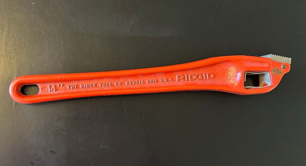 14" Rigid Offset Pipe Wrench Handle Only