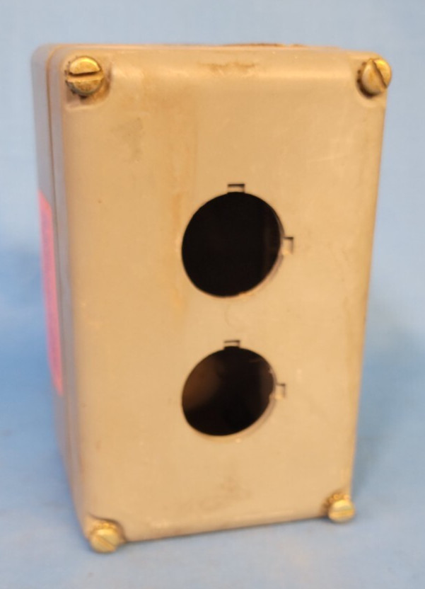 SQUARE D CONTROL STATION 9001