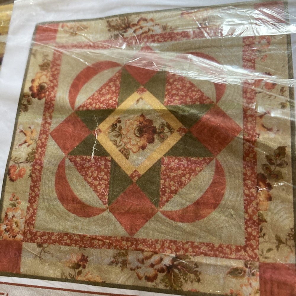 Floral Elegance Wall Hanging Kit 24-1/2” Square