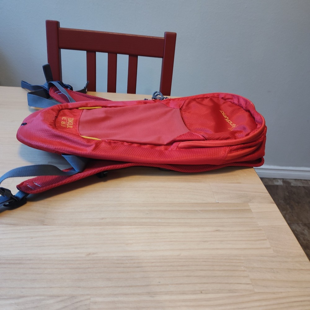 Platypus Tokul XC 8.0 Hydration Pack Backpack Bag Red